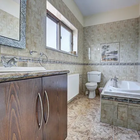 Semesterbostad Eva *